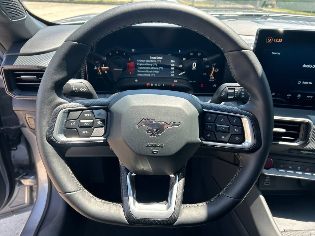 Used 2026 Ford Mustang Convertible RWD image 14