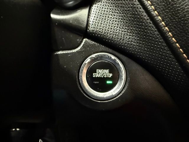 Used 2021 Chevrolet Equinox Premier w/ Redline Edition image 43