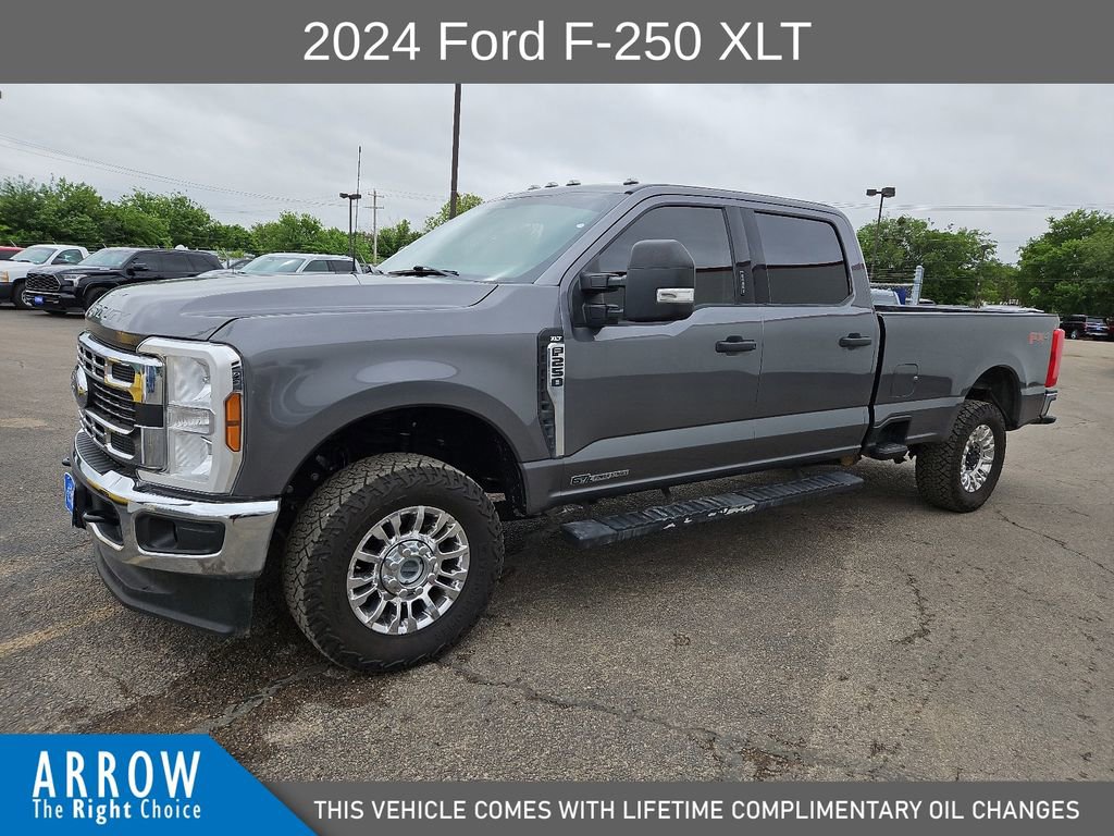 Used 2024 Ford F250 XLT AWD/4WD image 5