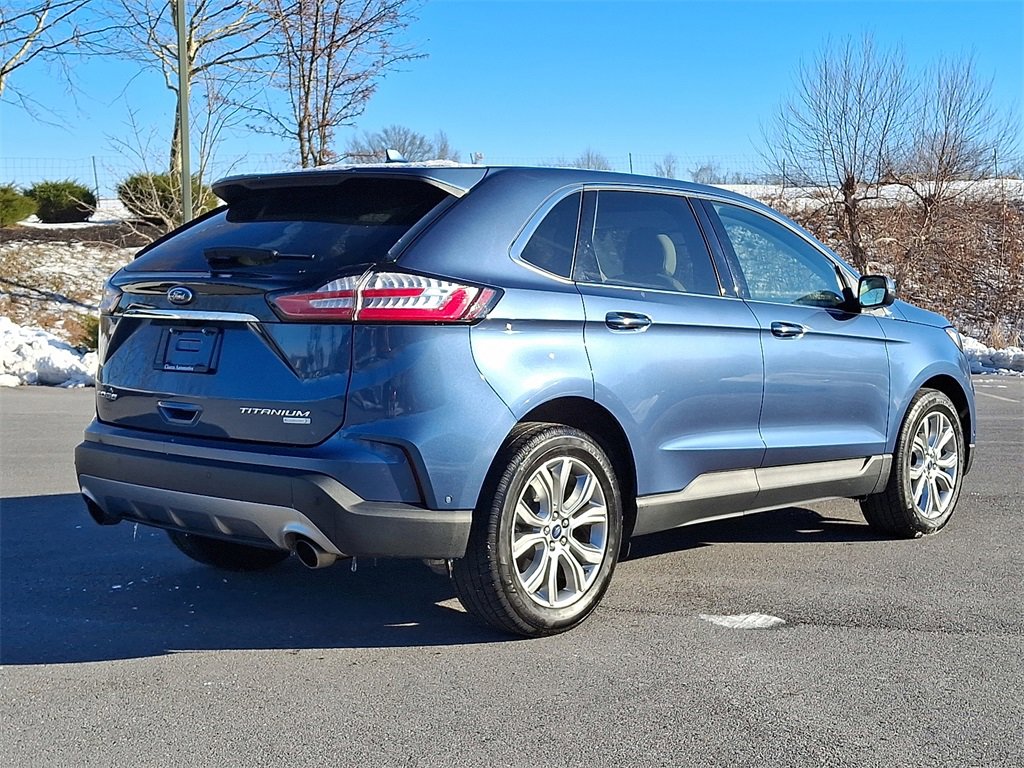 Used 2019 Ford Edge Titanium w/ Equipment Group 301A image 9