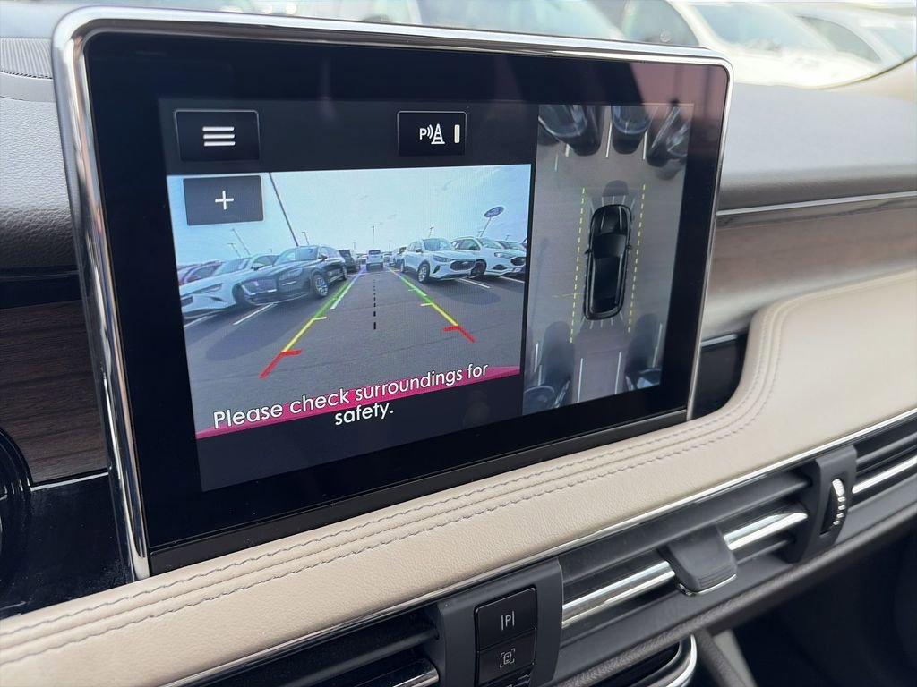 Used 2022 Lincoln Corsair Reserve w/ Equipment Group 201A image 17