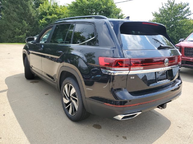 New 2026 Volkswagen Atlas SE AWD/4WD image 2