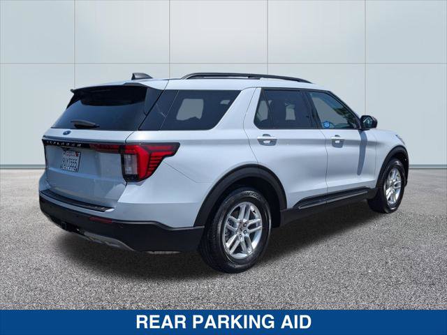 Certified 2025 Ford Explorer Active w/ Active Comfort Package RWD image 5