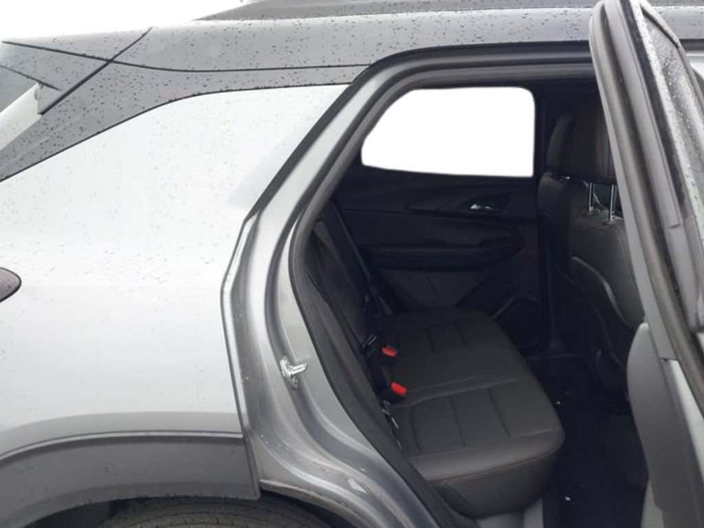 Used 2026 Chevrolet TrailBlazer RS FWD image 11