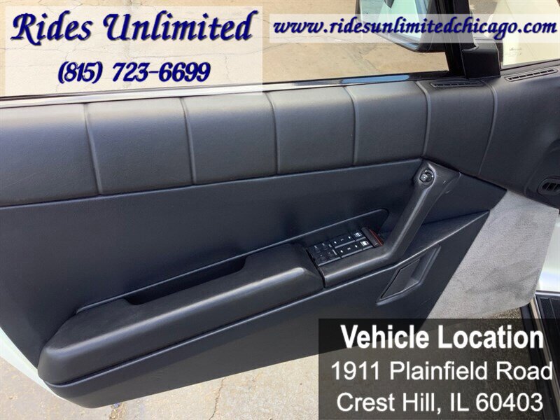 Used 1990 Cadillac Allante FWD image 8