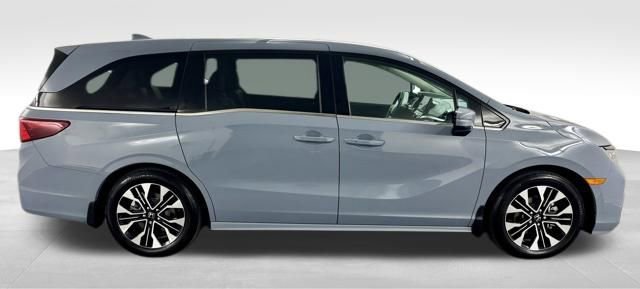 Used 2025 Honda Odyssey Elite image 9