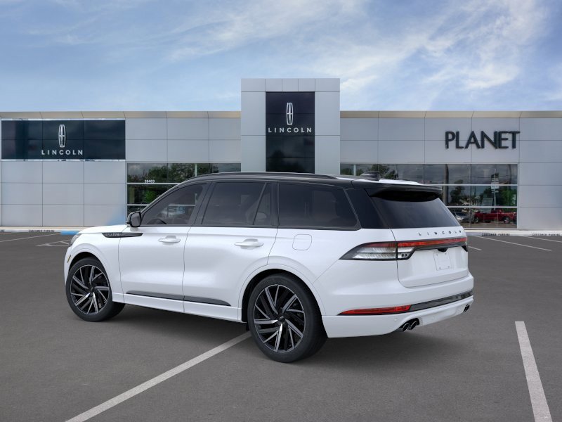 New 2026 Lincoln Aviator Black Label w/ Black Label Special Edition AWD/4WD image 4