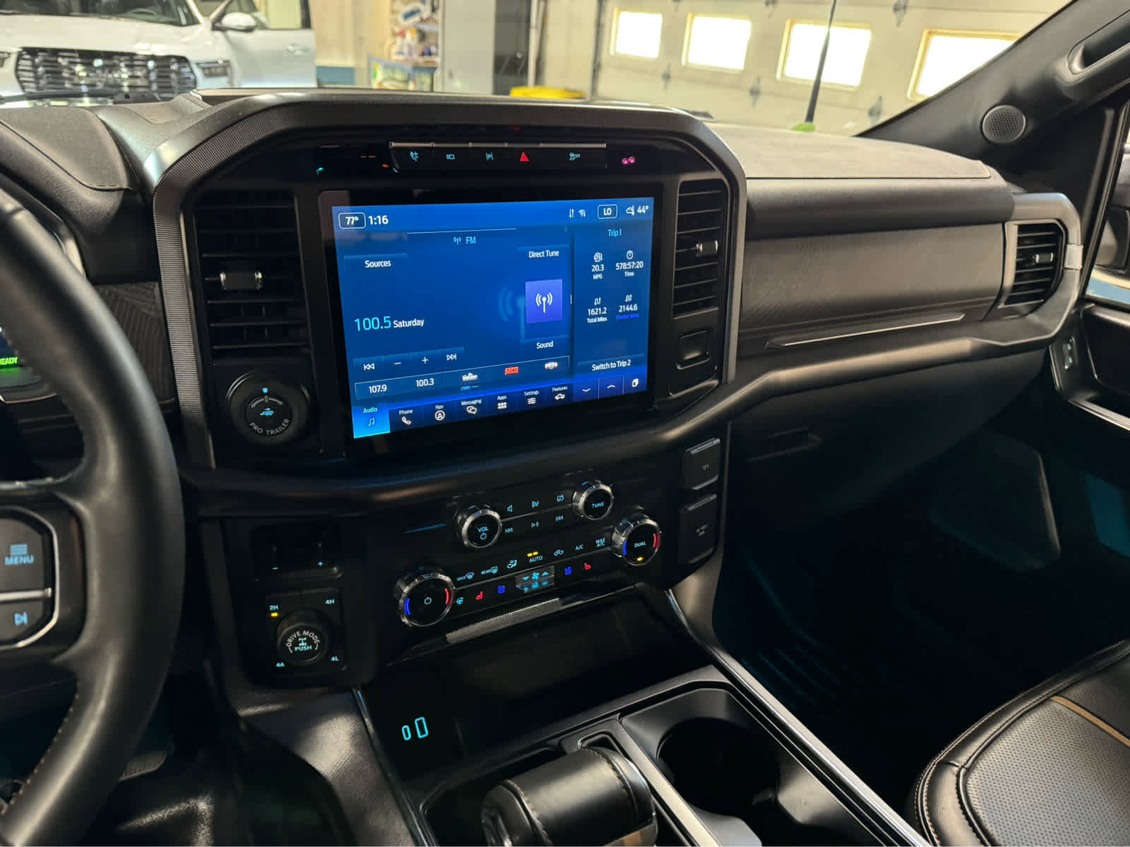 Used 2022 Ford F150 Platinum w/ Equipment Group 701A High image 16