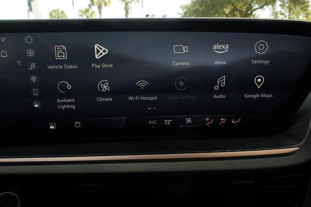 Used 2025 Buick Envision Sport Touring image 21