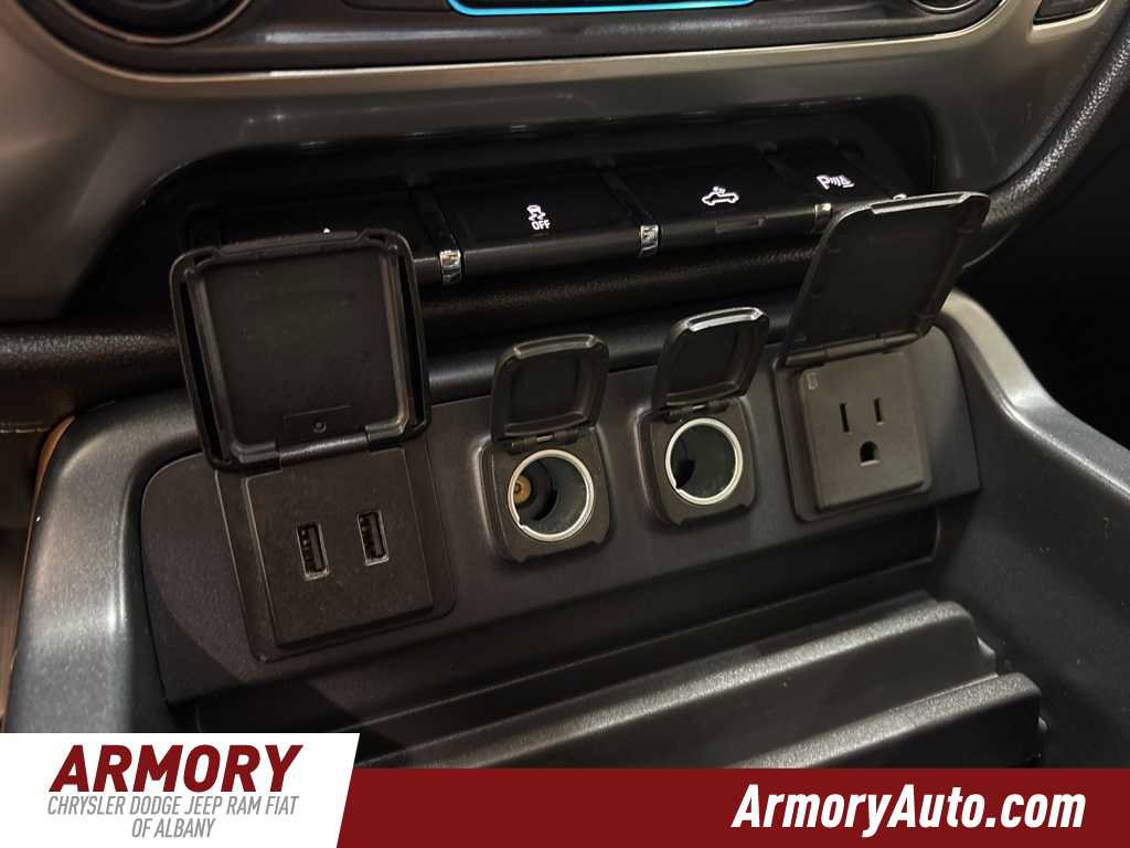 Used 2018 Chevrolet Silverado 1500 LTZ w/ LTZ Plus Package image 21