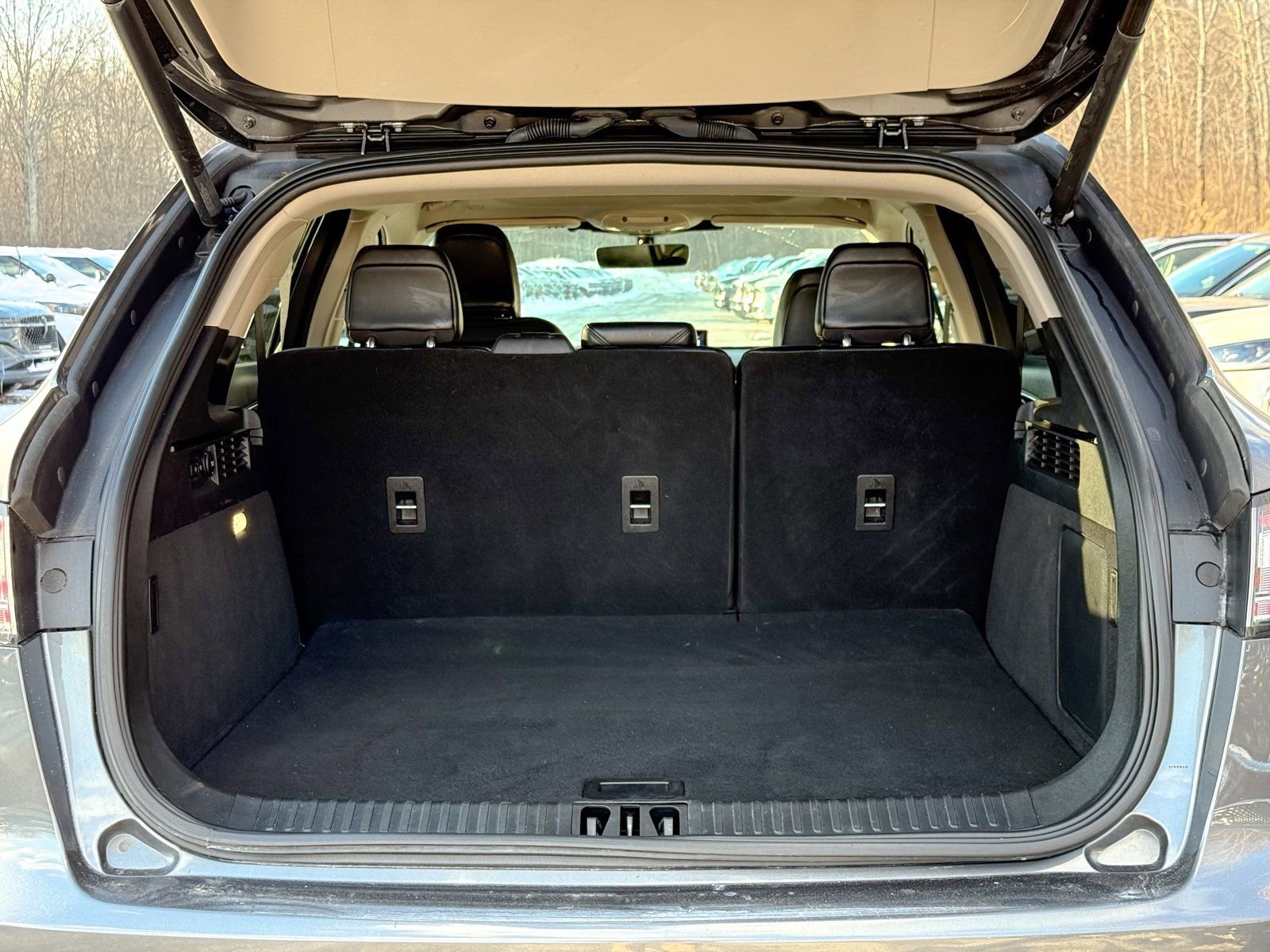 Used 2023 Lincoln Nautilus Reserve w/ Monochromatic Package image 13