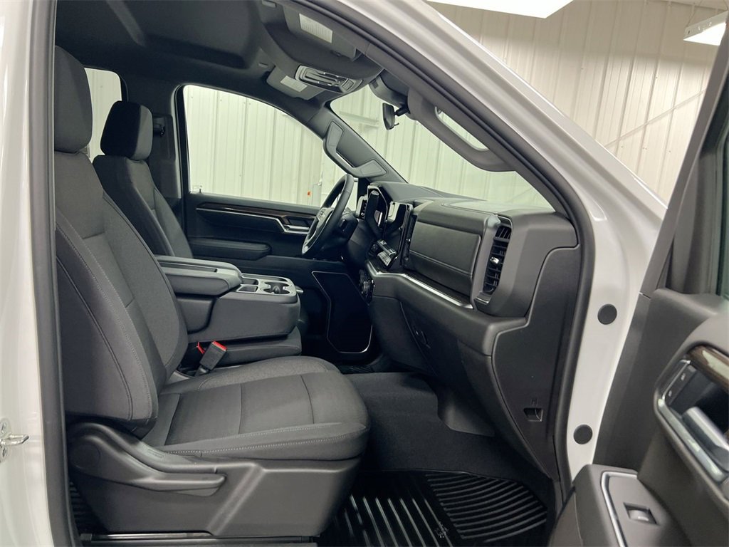 New 2026 Chevrolet Silverado 1500 LT image 22