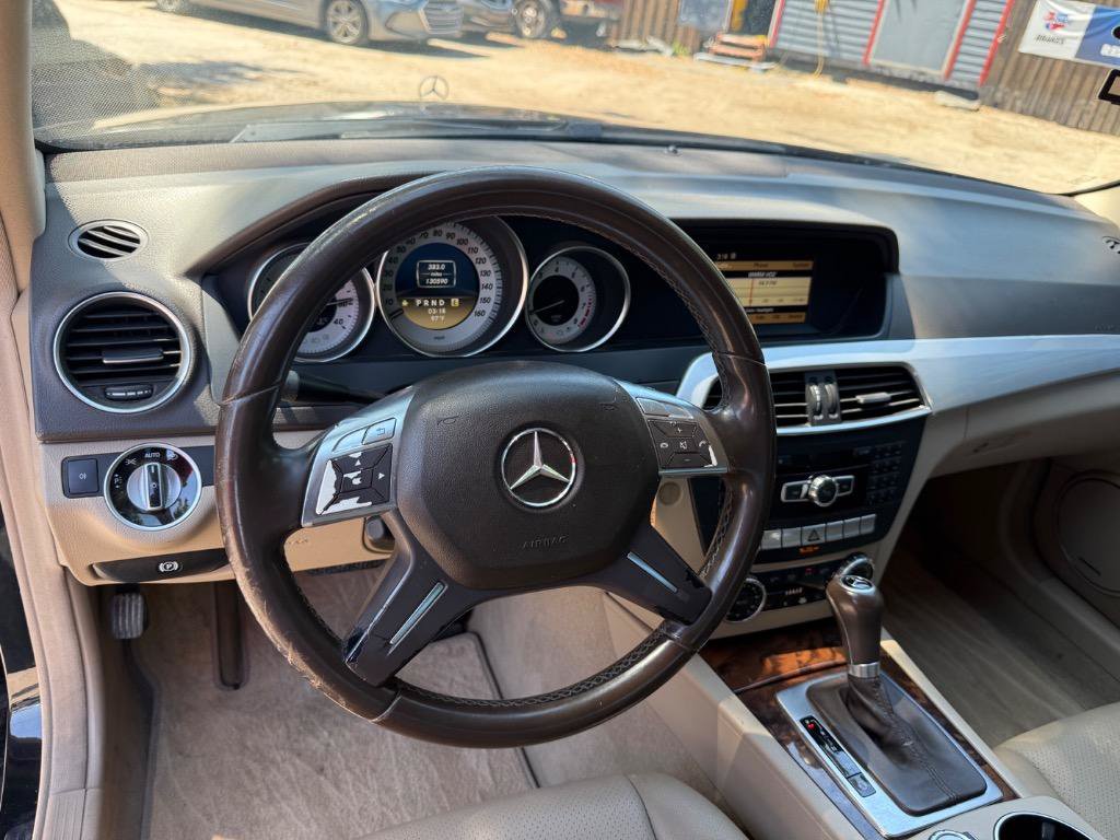 Used 2012 Mercedes-Benz C 300 4MATIC Sedan image 27