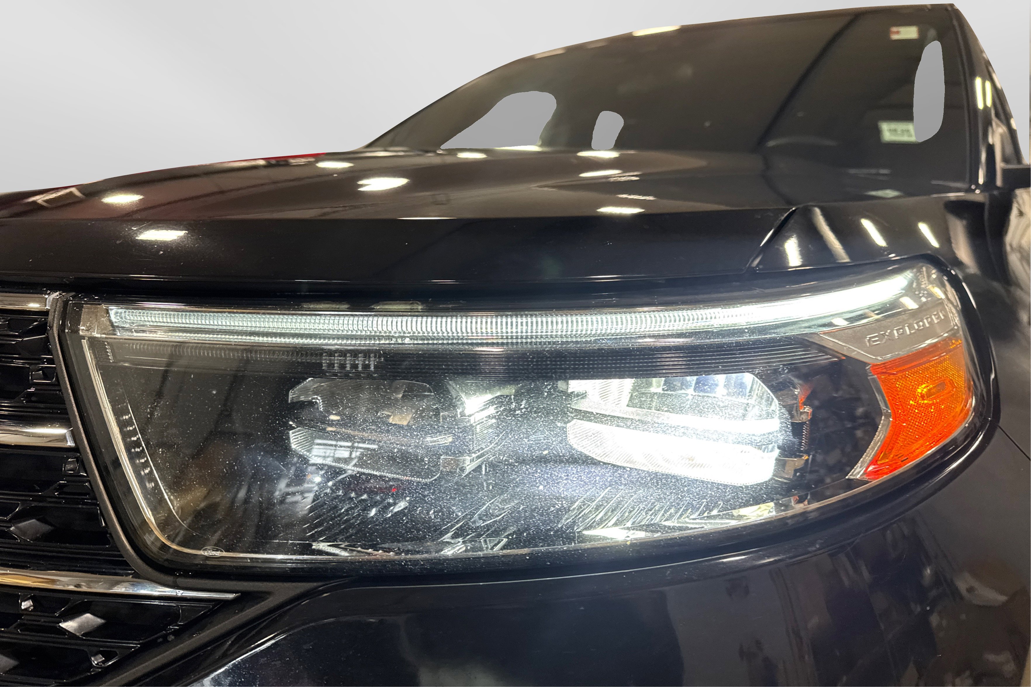 Used 2020 Ford Explorer XLT w/ Comfort Package AWD/4WD image 13