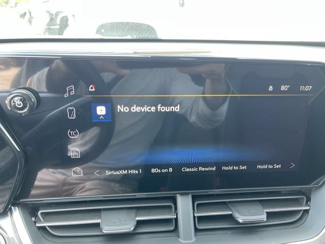 New 2026 Chevrolet Trax ACTIV w/ Sunroof Package FWD image 16