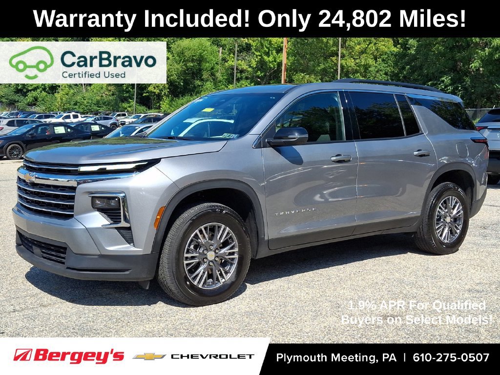 Certified 2026 Chevrolet Traverse LT AWD/4WD image 1