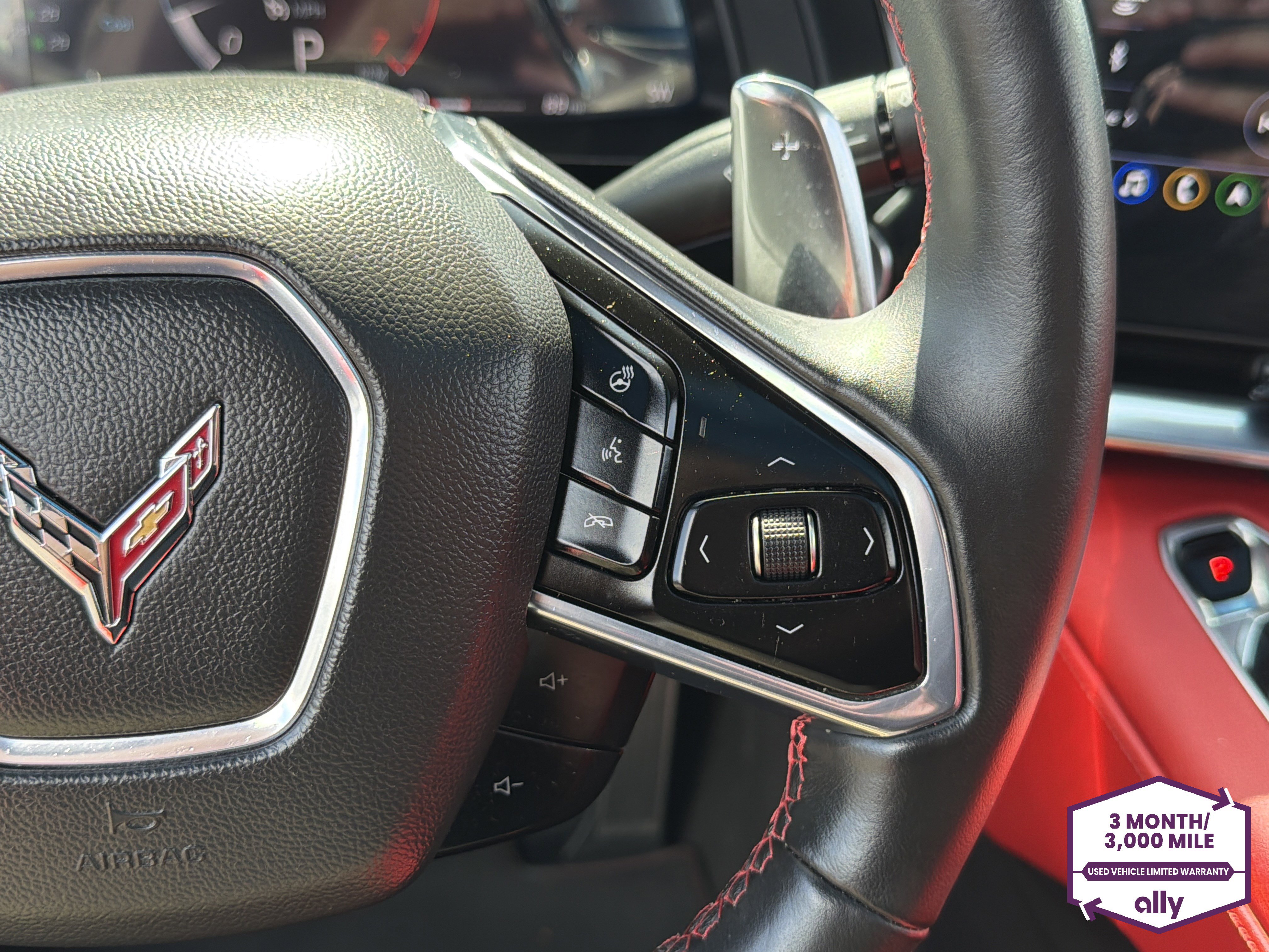 Used 2020 Chevrolet Corvette Stingray Preferred Cpe w/ 2LT Preferred Equipment Group RWD image 17