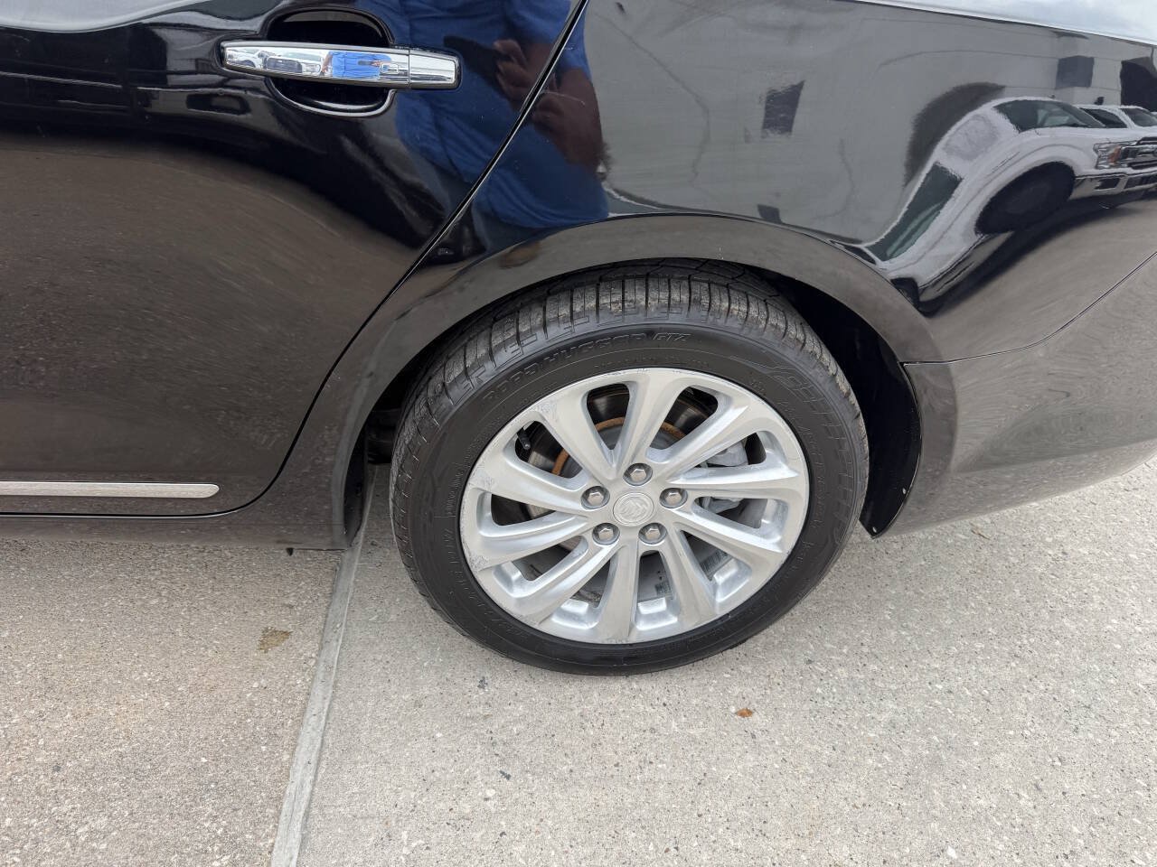 Used 2015 Buick LaCrosse Leather FWD image 35