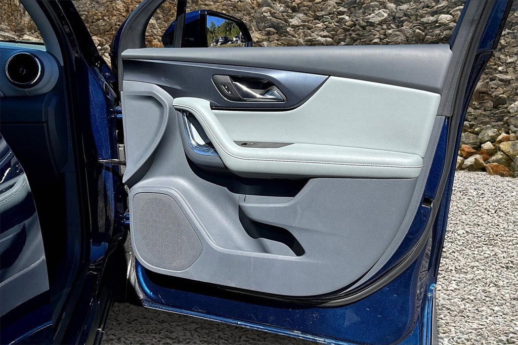 Used 2022 Chevrolet Blazer LT image 20