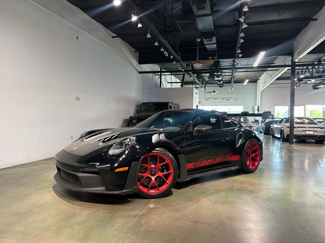Used 2025 Porsche 911 GT3 RS RWD image 2