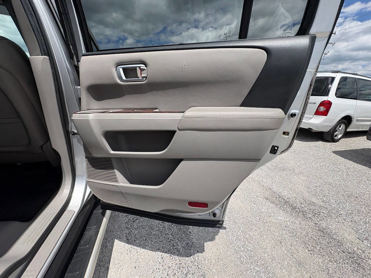 Used 2013 Honda Pilot Touring image 36