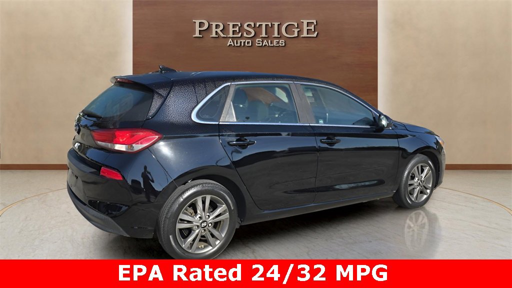 Used 2018 Hyundai Elantra GT image 46