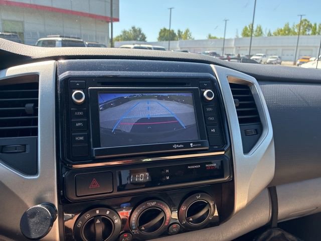 Used 2014 Toyota Tacoma PreRunner w/ SR5 Package RWD image 9