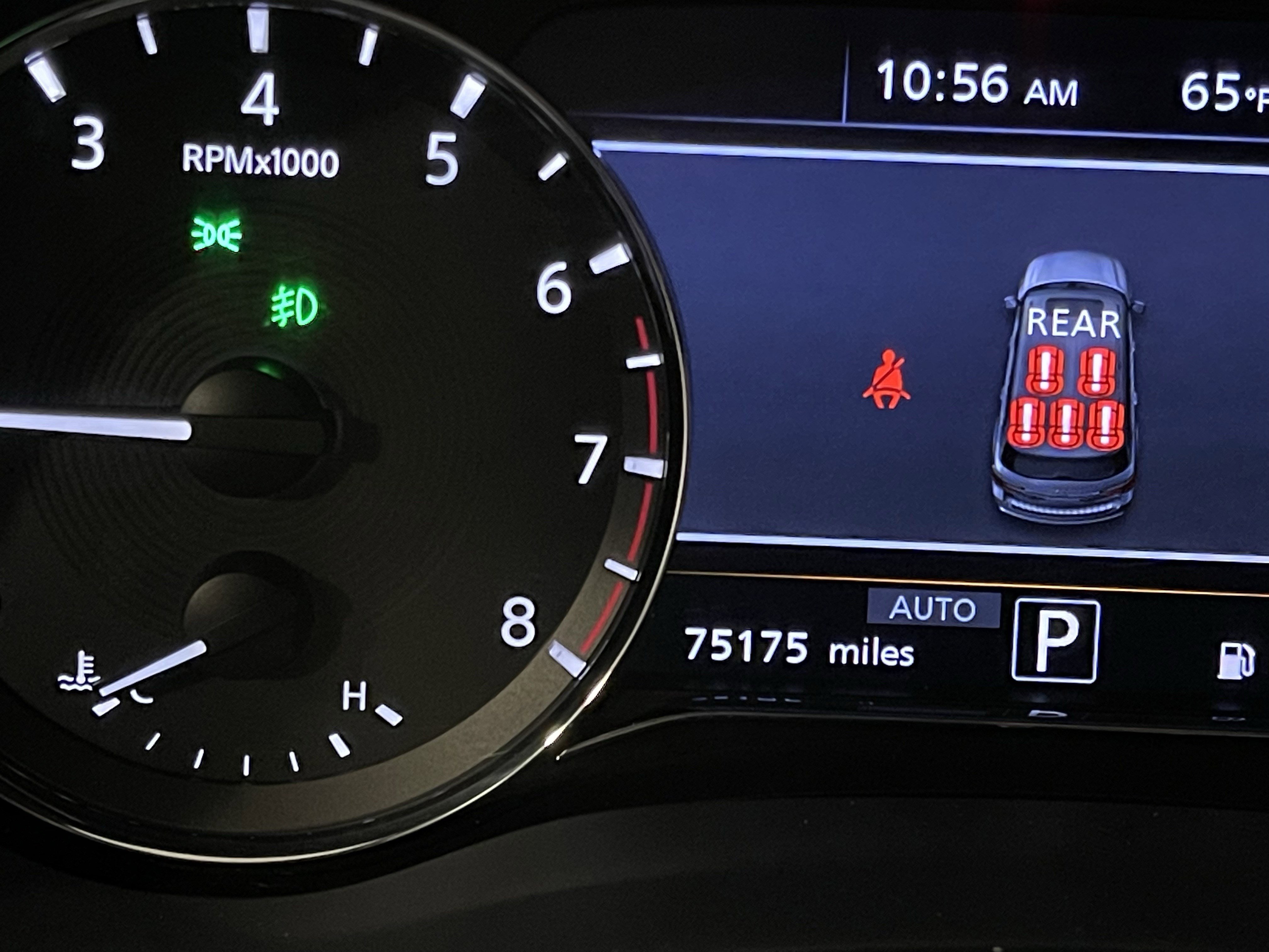 Used 2023 INFINITI QX80 Sensory w/ Cargo Package AWD/4WD image 18