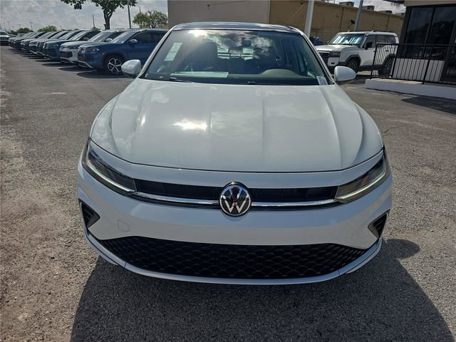 New 2026 Volkswagen Jetta SE image 2