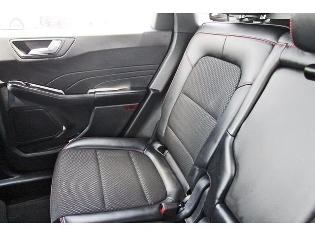 Certified 2025 Ford Escape ST-Line Select AWD/4WD image 11