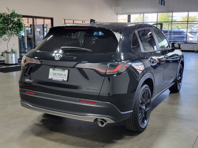 Used 2024 Honda HR-V Sport image 5
