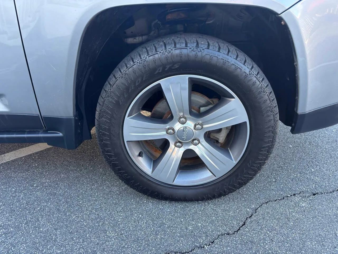 Used 2016 Jeep Compass High Altitude image 9