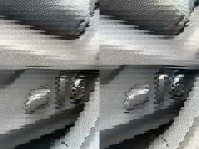 Used 2025 Subaru Outback Premium image 18