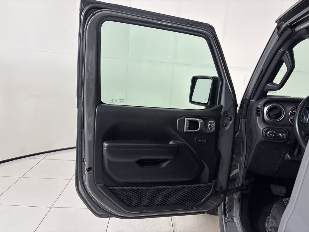 Used 2021 Jeep Wrangler Unlimited Sport image 17