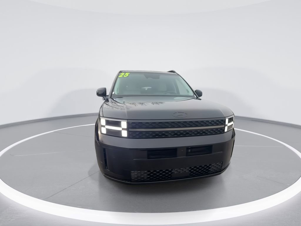 Used 2025 Hyundai Santa Fe Calligraphy image 3