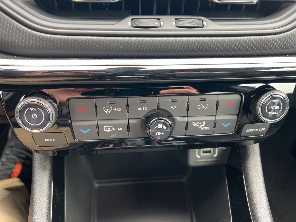 New 2026 Jeep Compass Limited AWD/4WD image 16
