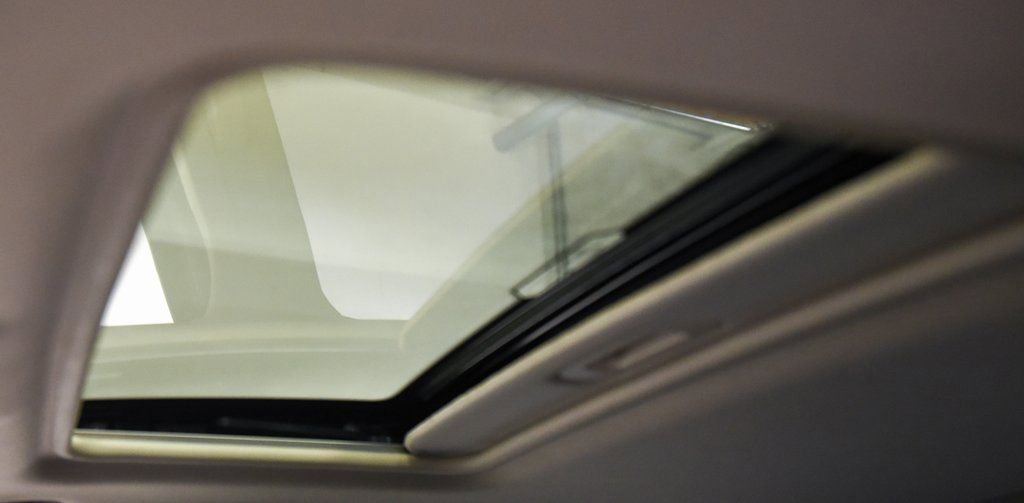 Used 2019 Ford EcoSport SE image 17