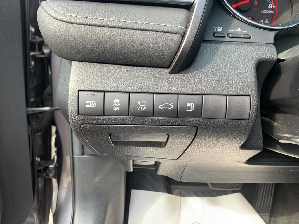 Used 2018 Toyota Camry XSE w/ Driver Assist Package FWD image 29