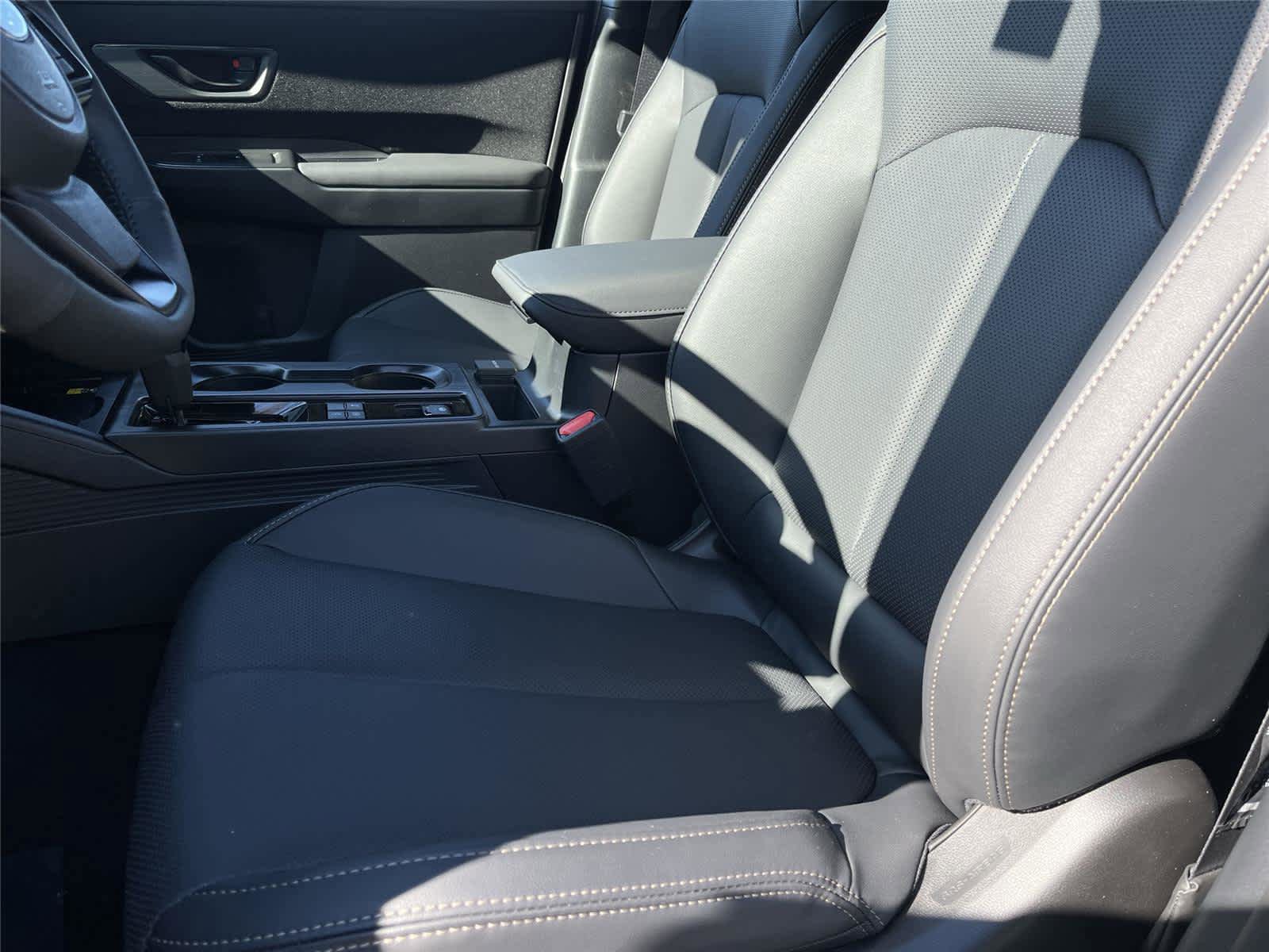 New 2026 Subaru Outback Limited AWD/4WD image 12