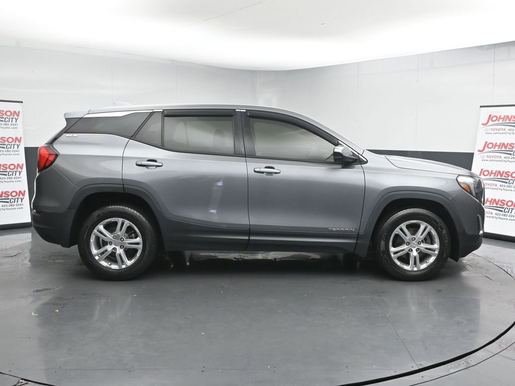Used 2018 GMC Terrain SLE image 9