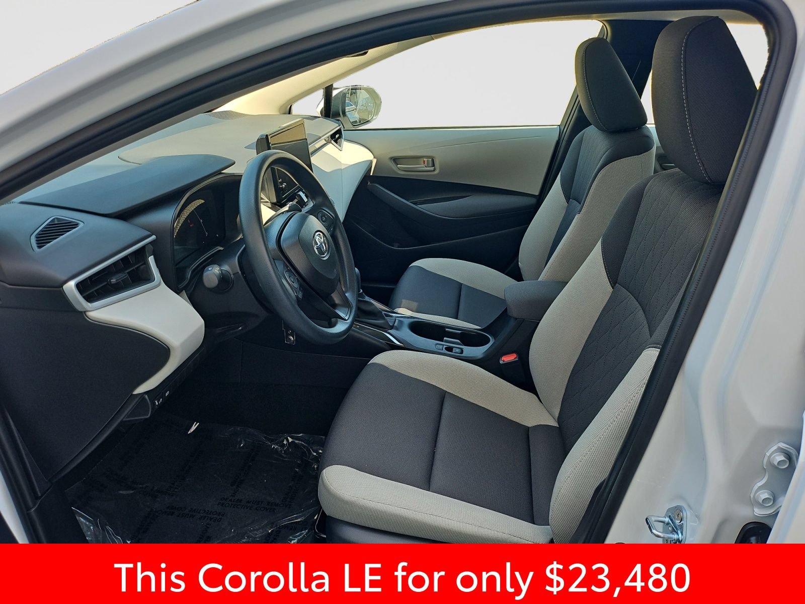 Used 2026 Toyota Corolla LE FWD image 22