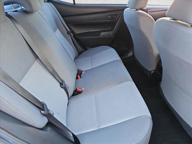 Used 2018 Toyota Corolla L w/ Carpet Mat Package (TMS) FWD image 18