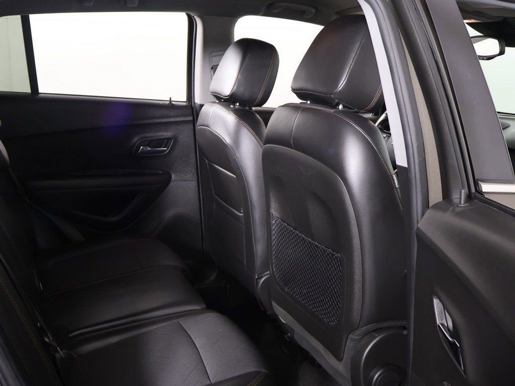 Used 2020 Chevrolet Trax LT w/ Driver Confidence Package image 24