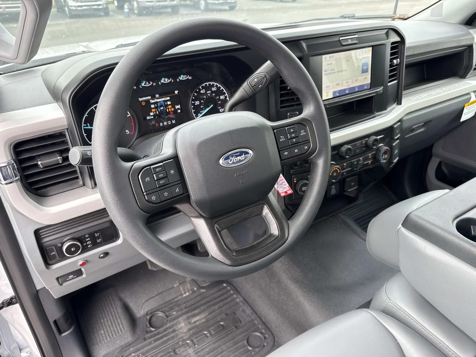 New 2026 Ford F550 4x4 Regular Cab Super Duty image 11