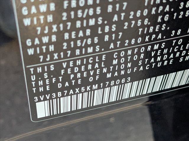 Used 2019 Volkswagen Tiguan SE w/ Panoramic Sunroof Package image 22