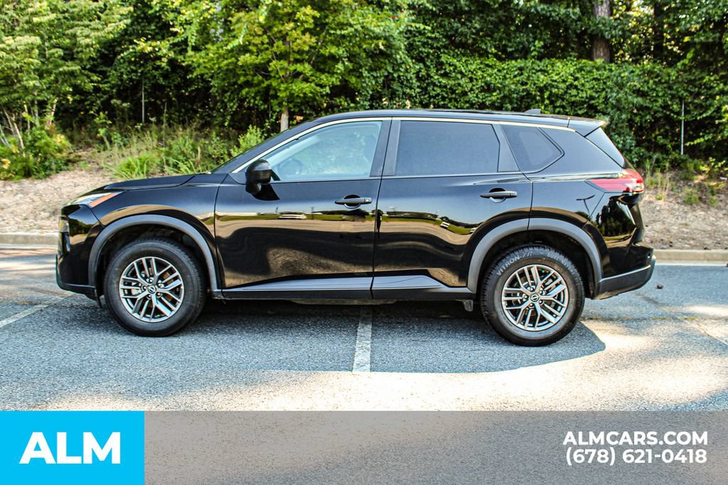Used 2024 Nissan Rogue S AWD/4WD image 6