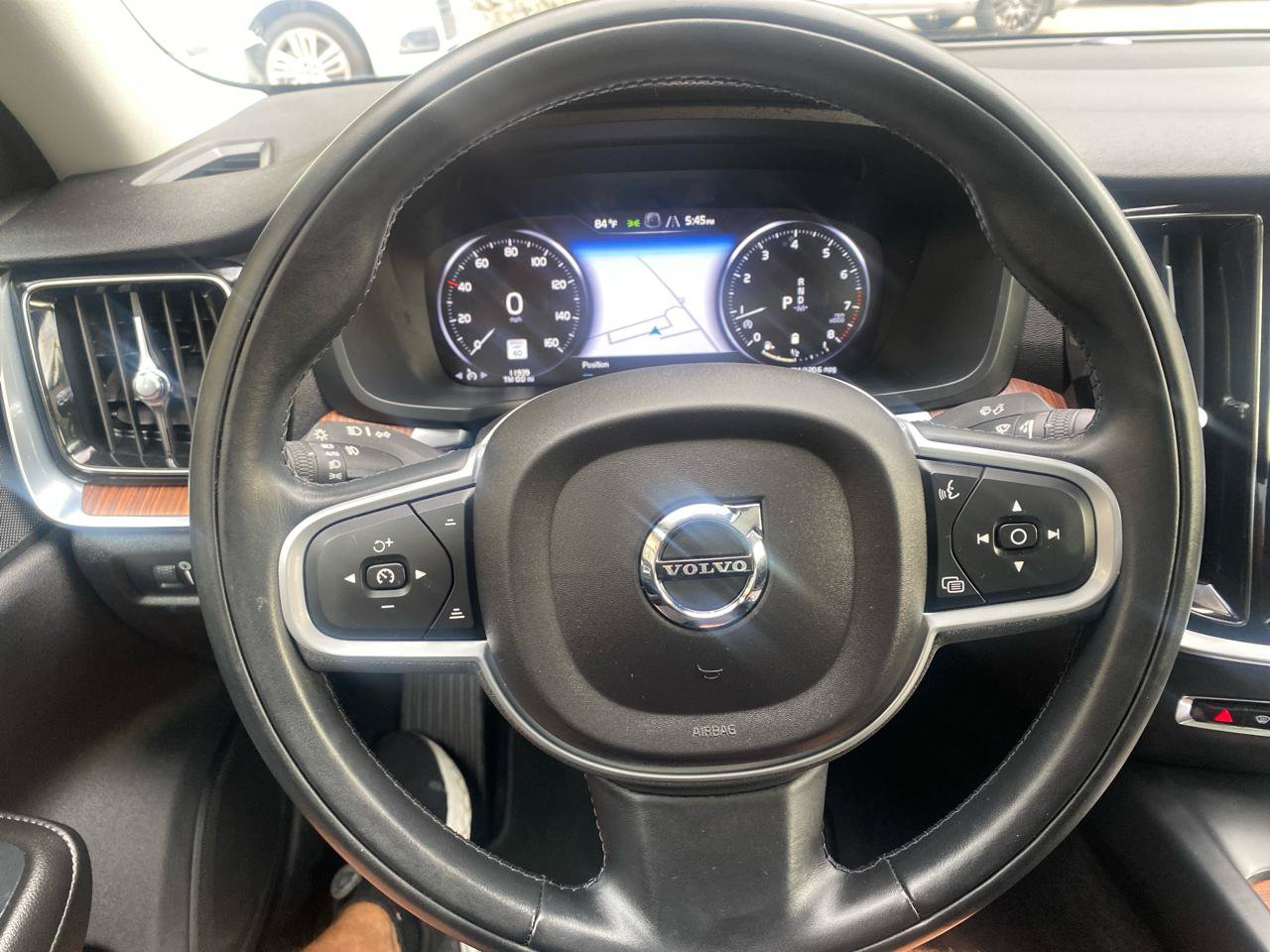 Used 2022 Volvo S60 B5 Momentum w/ Premium Package AWD/4WD image 10