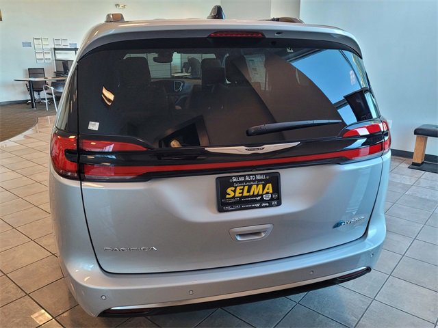 New 2023 Chrysler Pacifica Pinnacle image 5