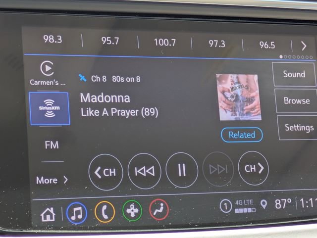 Used 2023 Buick Enclave Essence image 24