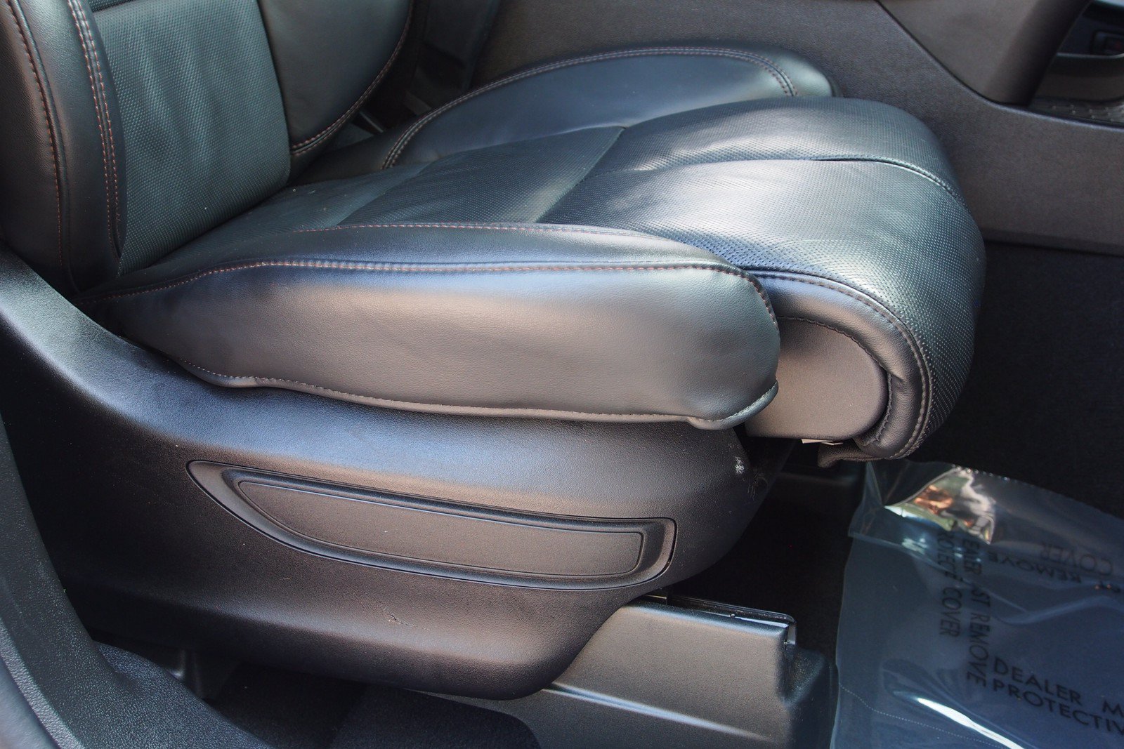 Used 2024 Lincoln Aviator Reserve w/ Equipment Group 201A RWD image 12